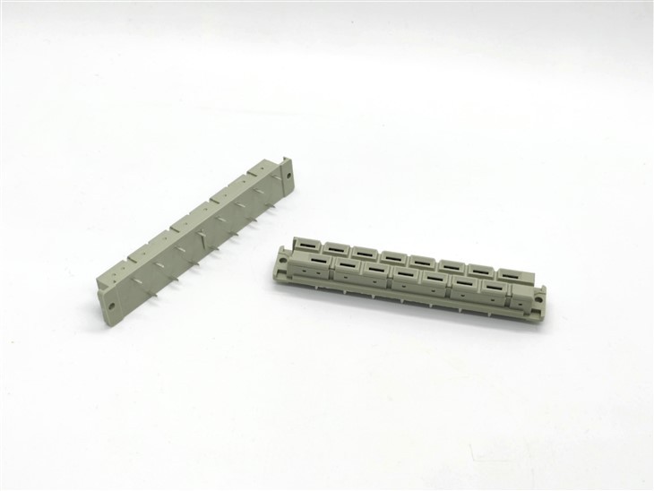 DIN41612 Vertikale kvinnelige H15 Type kontakter